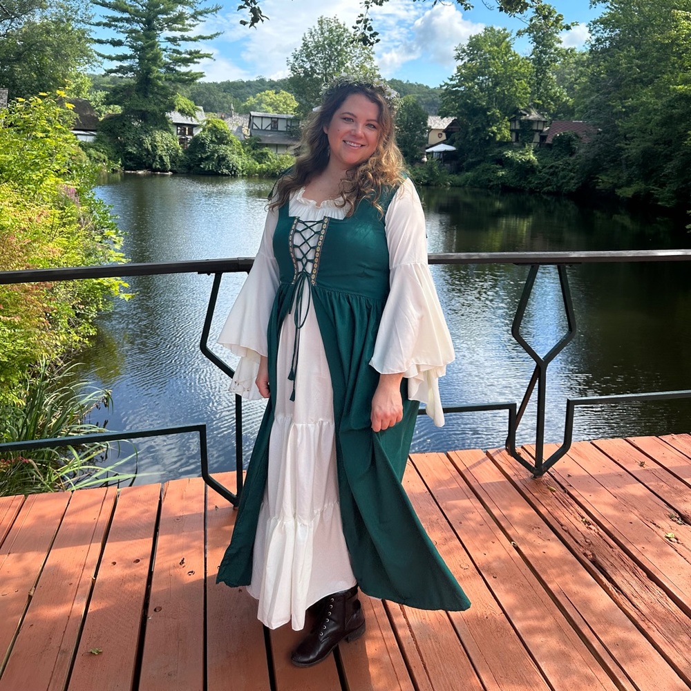 Mythic Renaissance Medieval Irish Costume Dress